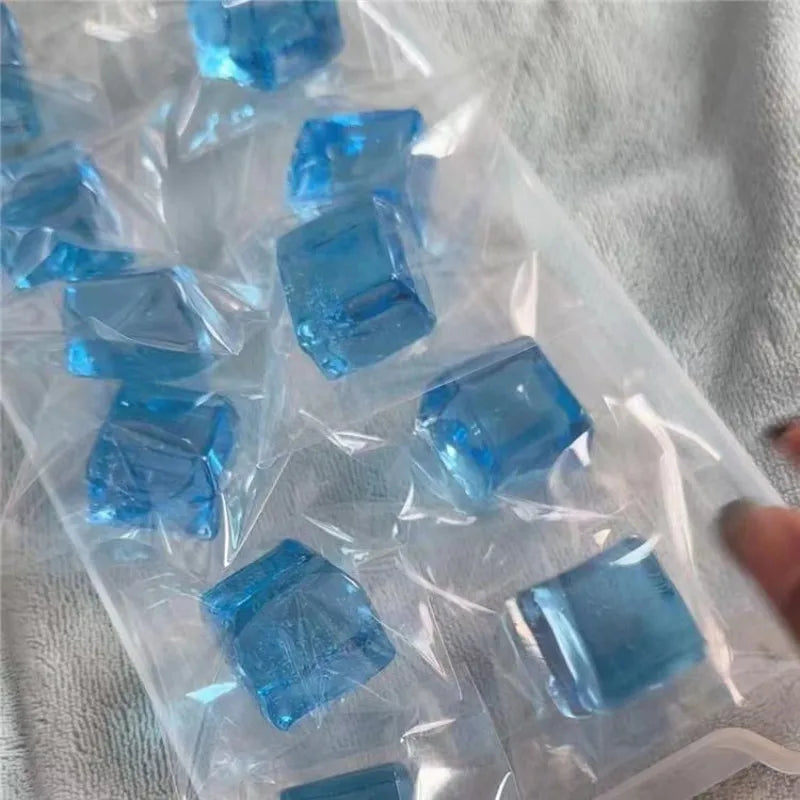 Mini Squishy Fidget Toy – Knijpspeeltje voor Stressvermindering