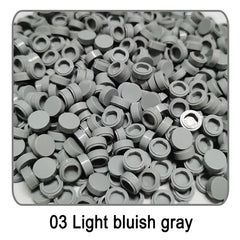 03 Light bluish gray