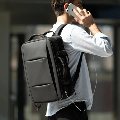 Uitbreidbare Rugzak met Laptopvak en USB-poort