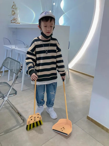 Mini speelgoed schoonmaakset met bezem, dweil en stoffer