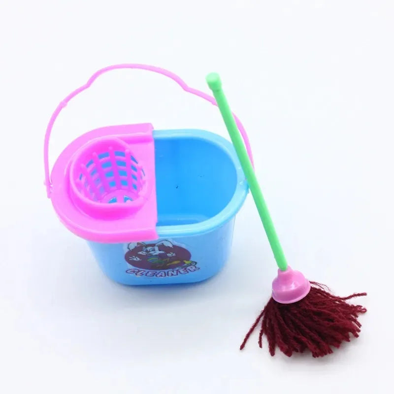 9-delige Mini Schoonmaakset voor Poppenhuis – Bezems, Mop en Emmer