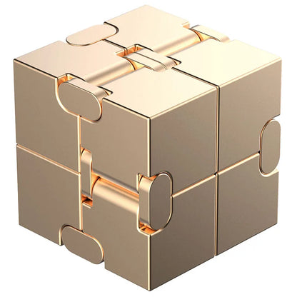Infinity Cube Fidget Toy van Metaal – Voor Focus en Minder Stress