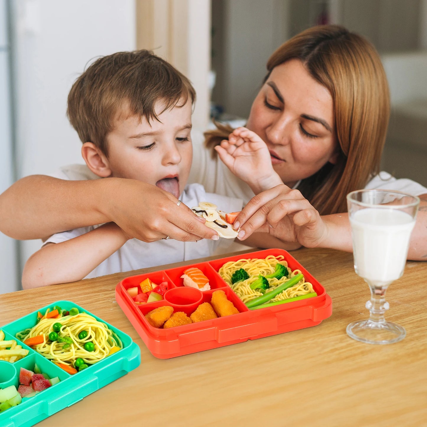 Lekdichte Lunchbox met Vakken - Magnetronbestendig met Kerstprint