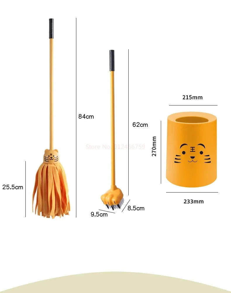 Mini speelgoed schoonmaakset met bezem, dweil en stoffer