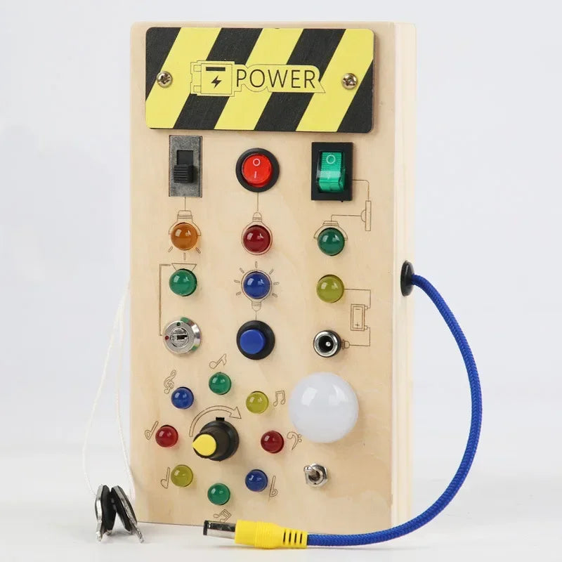 Houten Montessori Busy Board