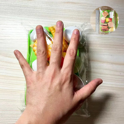 Speelkeukenset voor kinderen met gesimuleerd eten