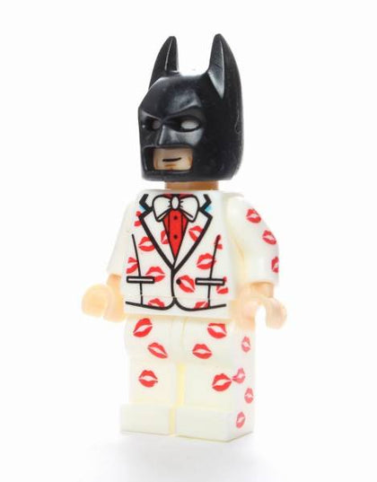 Kiss Kiss Tuxedo Batman PG-171